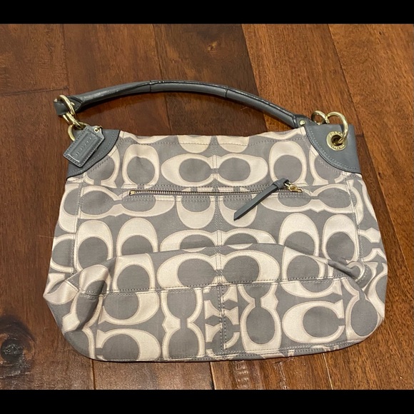 Coach taupe/grey shoulder bag - Picture 2 of 5